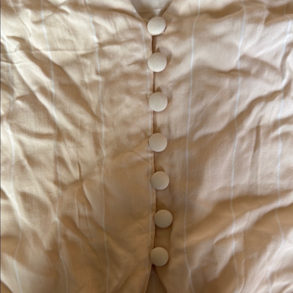 Women's Pink Button-Down Top - Picture 4 of 5